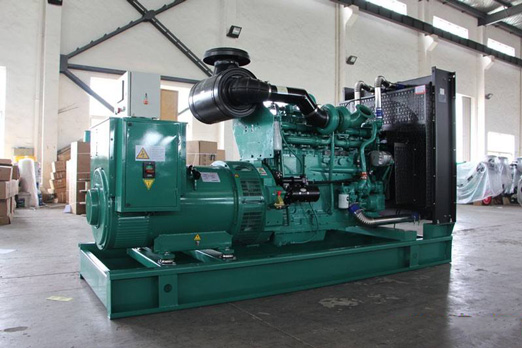 尚义320kw康明斯柴油发电车出租组图片 尚义320kw康明斯柴油发电车出租组图片